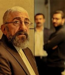 رضا کیانیان در جشنواره با چهره ای جدید+عکس