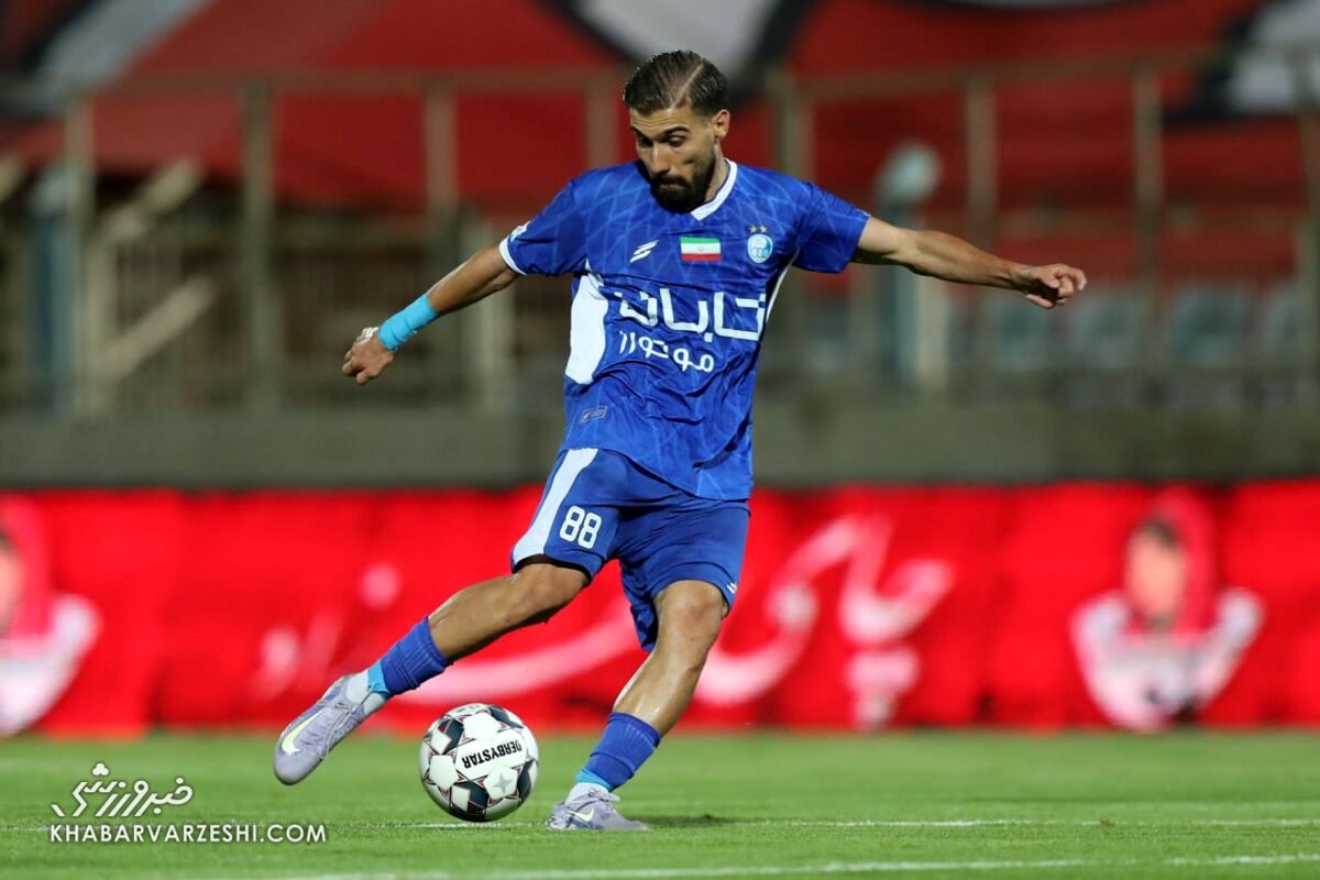 محرومیت هافبک استقلال از حضور در لیگ قهرمانان!