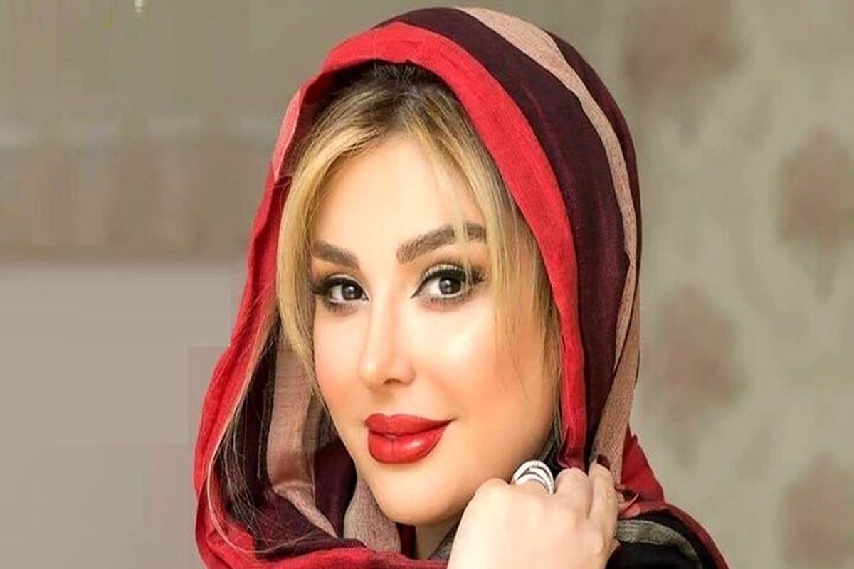 نیوشا ضیغمی در دنج‌ترین کافه تهران!