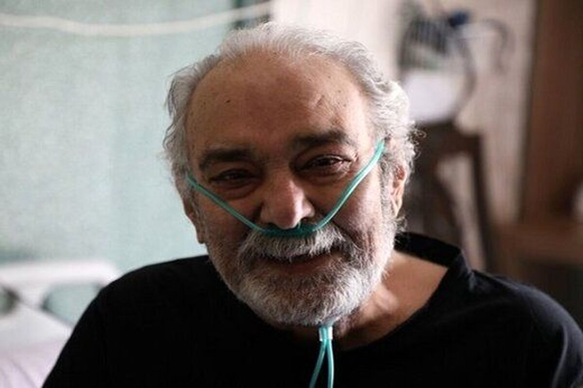 محمد کاسبی روی تخت بیمارستان