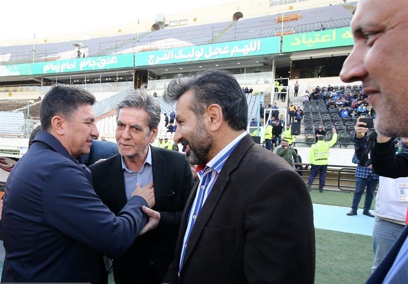 مومنی:با رفتن آجورلو افول باشگاه شروع شد