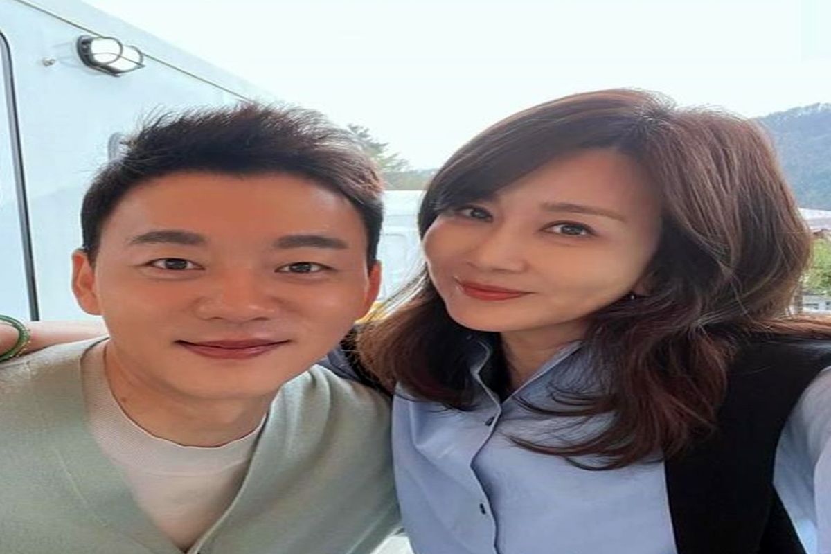 تصاویر جذاب از تِسو سریال جومونگ و همسر چشم بادامی‌اش