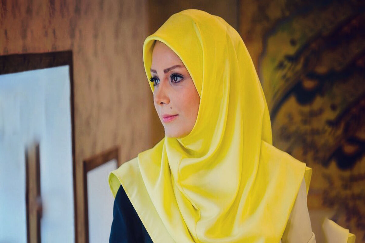 عشوه‌گری صبا راد با آرایش خلیجی+ فیلم