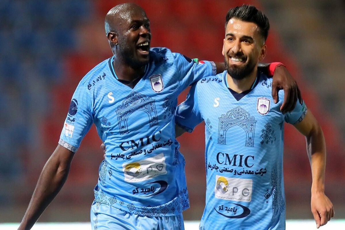 رنی بوبو: رویایم بازی برای پرسپولیس یا استقلال است
