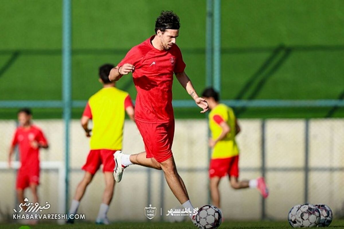 سکونشینی ۳ ستاره پرسپولیس