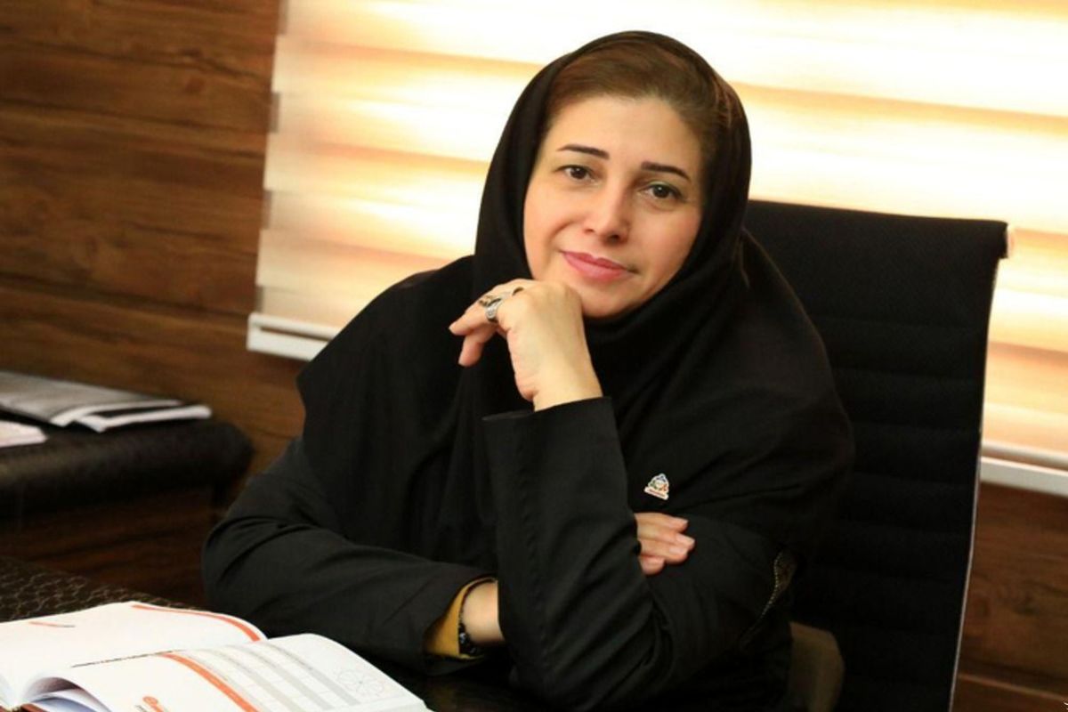 اتفاق جنجالی؛ خانم مدیر بازداشتی حاضر به استعفا نیست