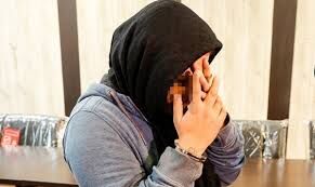 سرنوشت شوم دختر جوان در خانه مادربزرگش/ تجاوز هولناک سه مرد به دختر بیچاره قابل چشمان شوهرش
