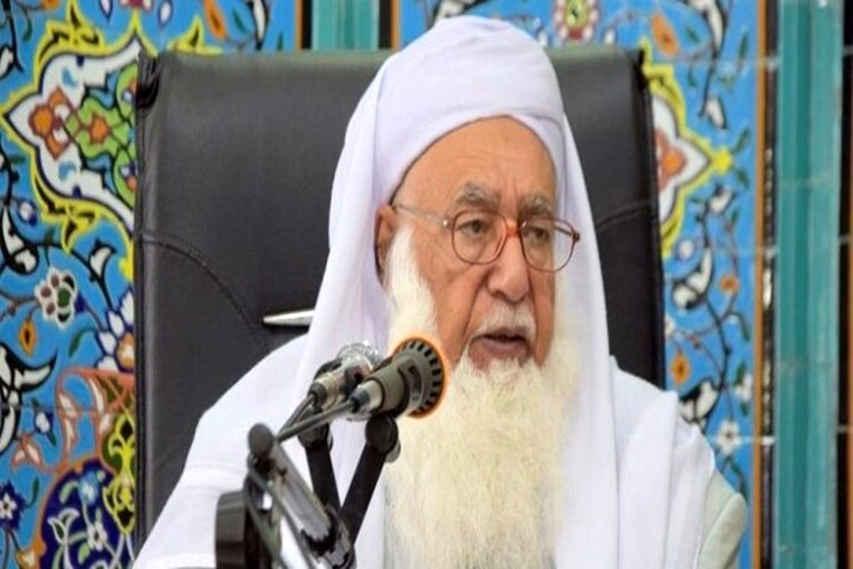گرگیج از امامت جمعه آزادشهر عزل شد+ عکس