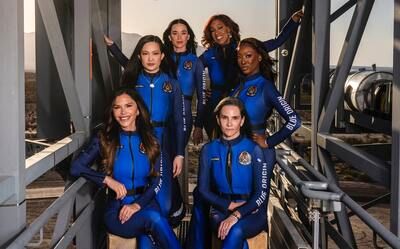 سفری تمام زنانه به فضا/ کیتی پری هم رفت/ ببینید