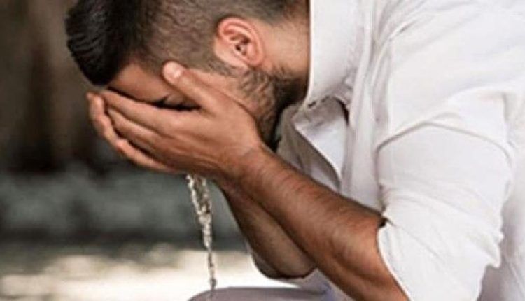 حکم وضو گرفتن قبل از وقت نماز طبق نظر مراجع تقلید