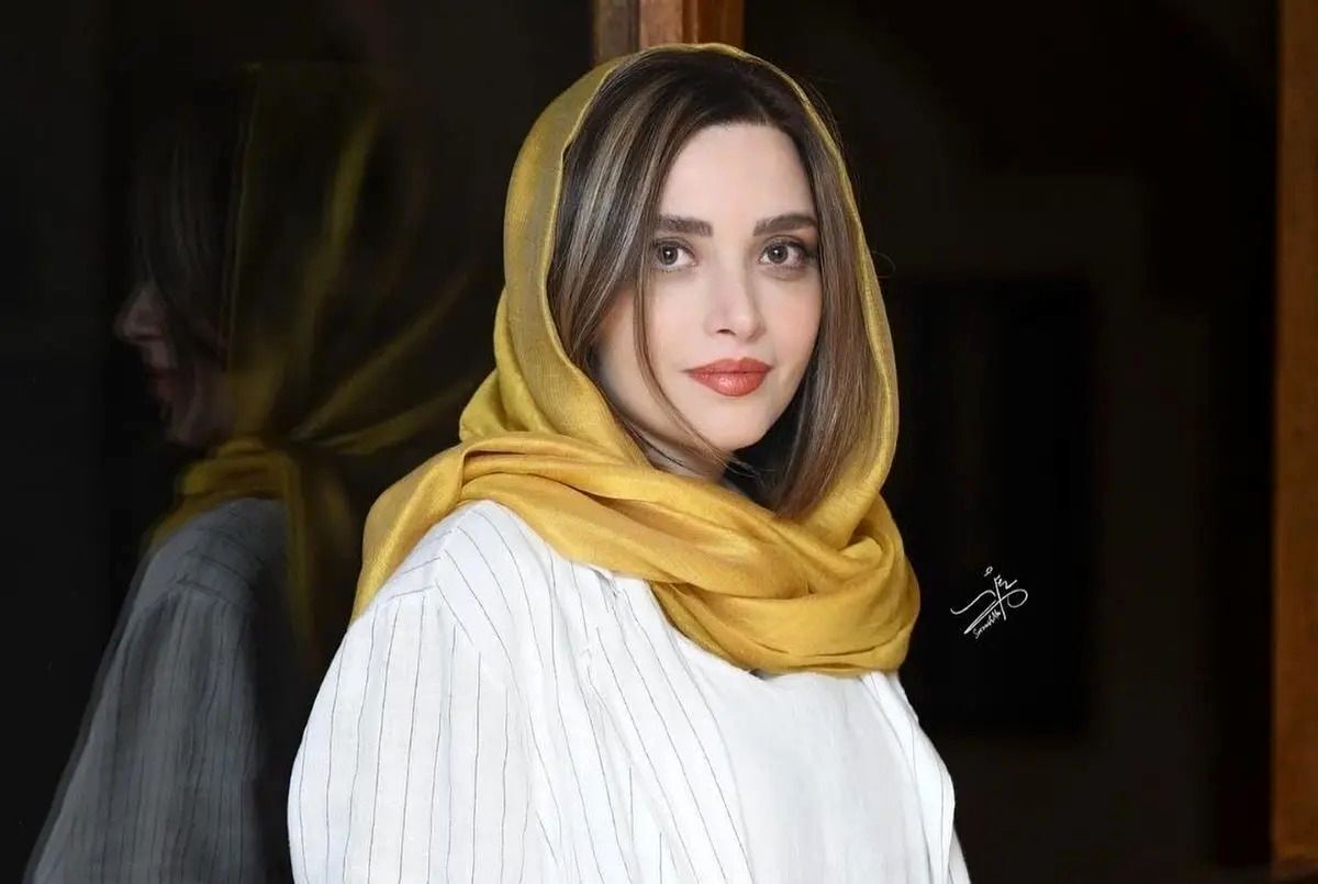  استوری یلدایی بهنوش طباطبایی