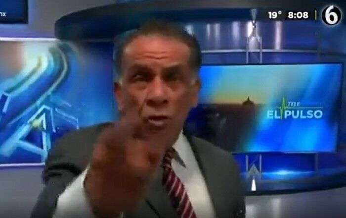 حمله عجیب مجری تلویزیون به ضد واکسن‌ها!