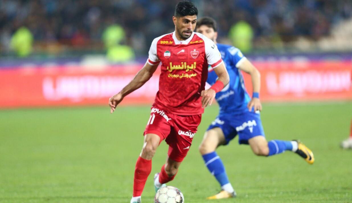 مدافع پرسپولیس ماندنی می‌شود