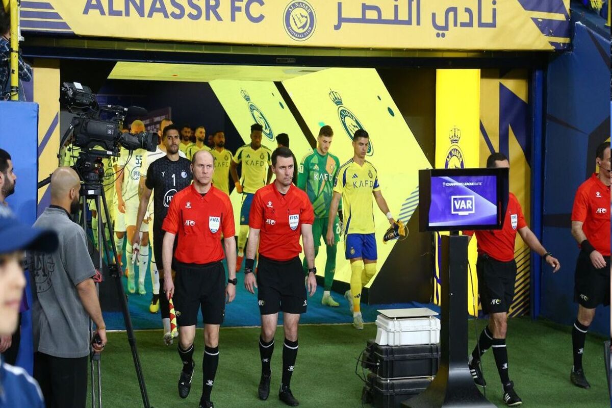 کارشناس داوری: اعلام پنالتی النصر و اخراج بازیکن استقلال صحیح بود