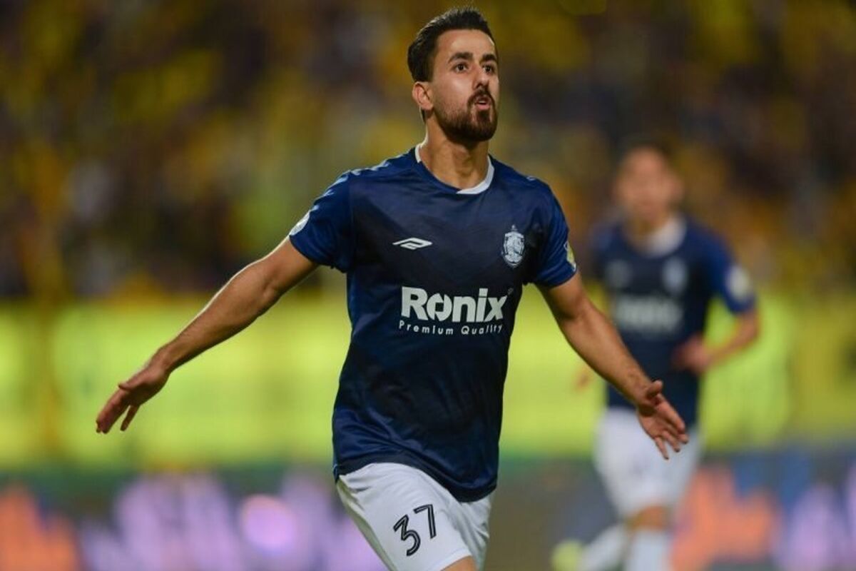 غیبت فرشته‌ نجات پرسپولیس مقابل استقلال