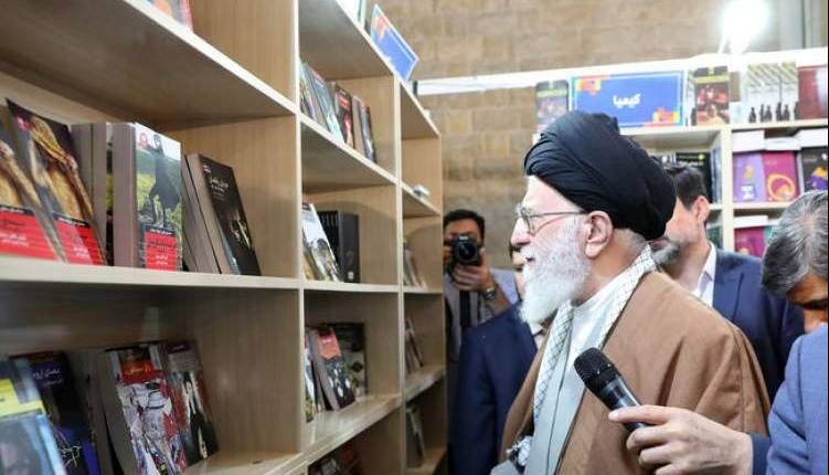 رهبر انقلاب: باید در زمینه کودک و نوجوان از کتاب‌های بیگانه بی‌نیاز شویم