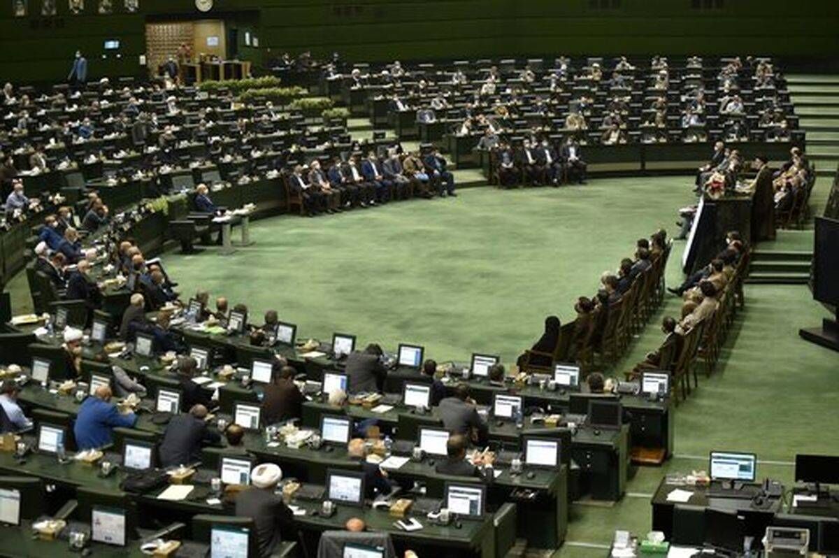 این وزیر پیشنهادی دولت چهاردهم، هیچ مخالف و موافقی در مجلس نداشت!

