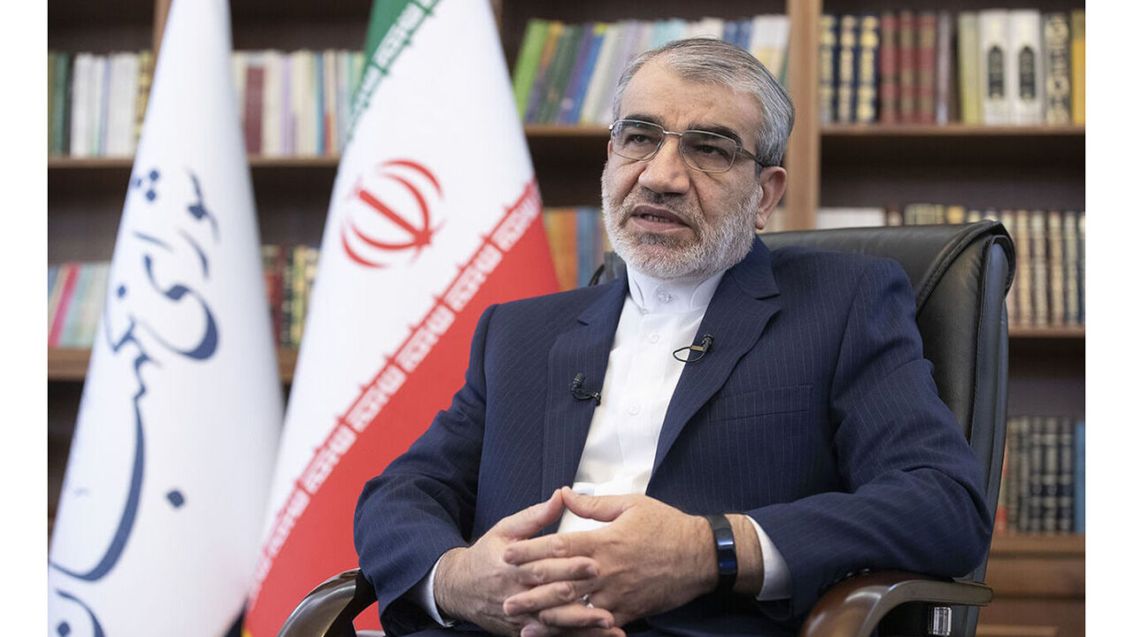 مسدود شدن کانال رهبر انقلاب در اینستاگرام و واکنش کدخدایی / تعطیلی آزادی بیان در غرب!