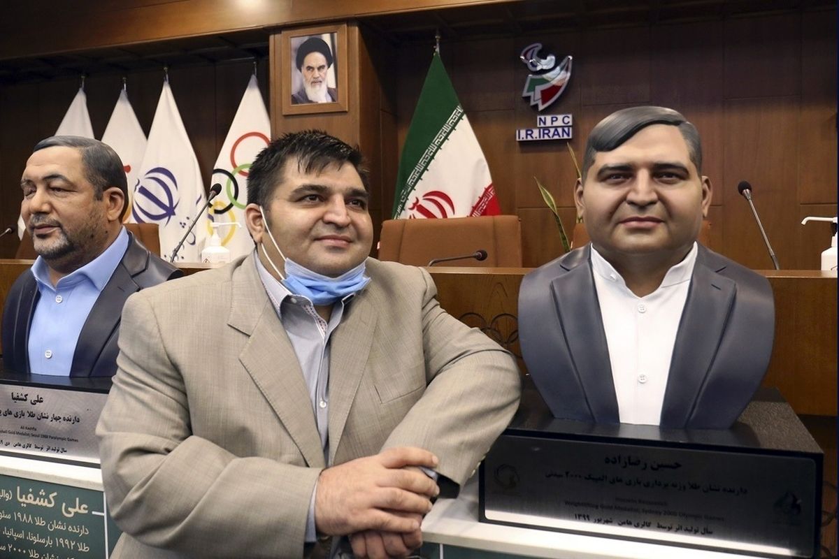 رضازازده مشاور خسروی وفا شد