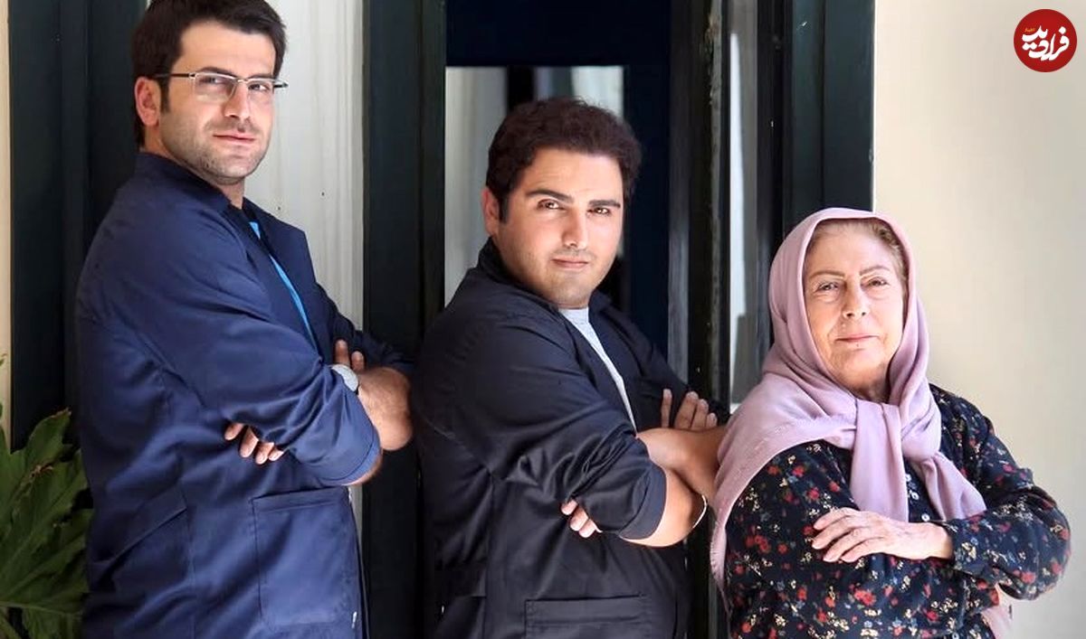 «مسعود تابش» (بچه مهندس) و همسرش «بنفشه صمدی» در سالن تئاتر