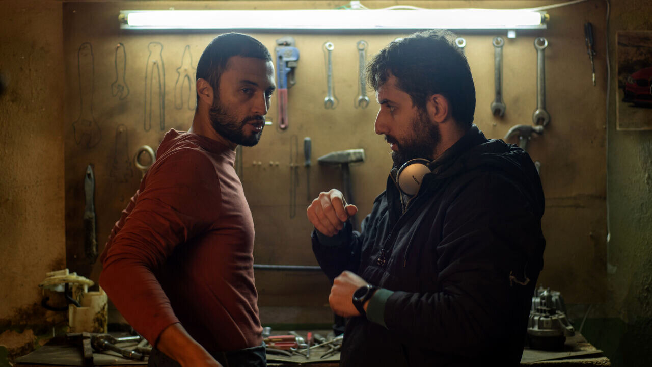 تصویری از امیر جدیدی در حال انجام تفریح محبوبش