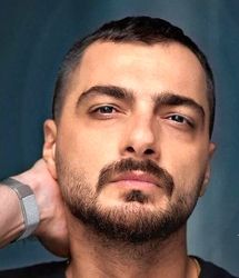 رخ‌نمایی بازیگر سریال شغال با هیکل ورزشکاری‌اش