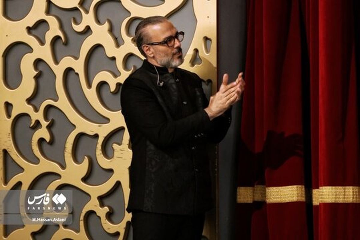 کنسرت‌ علیرضا قربانی ۴ شب دیگر تمدید شد