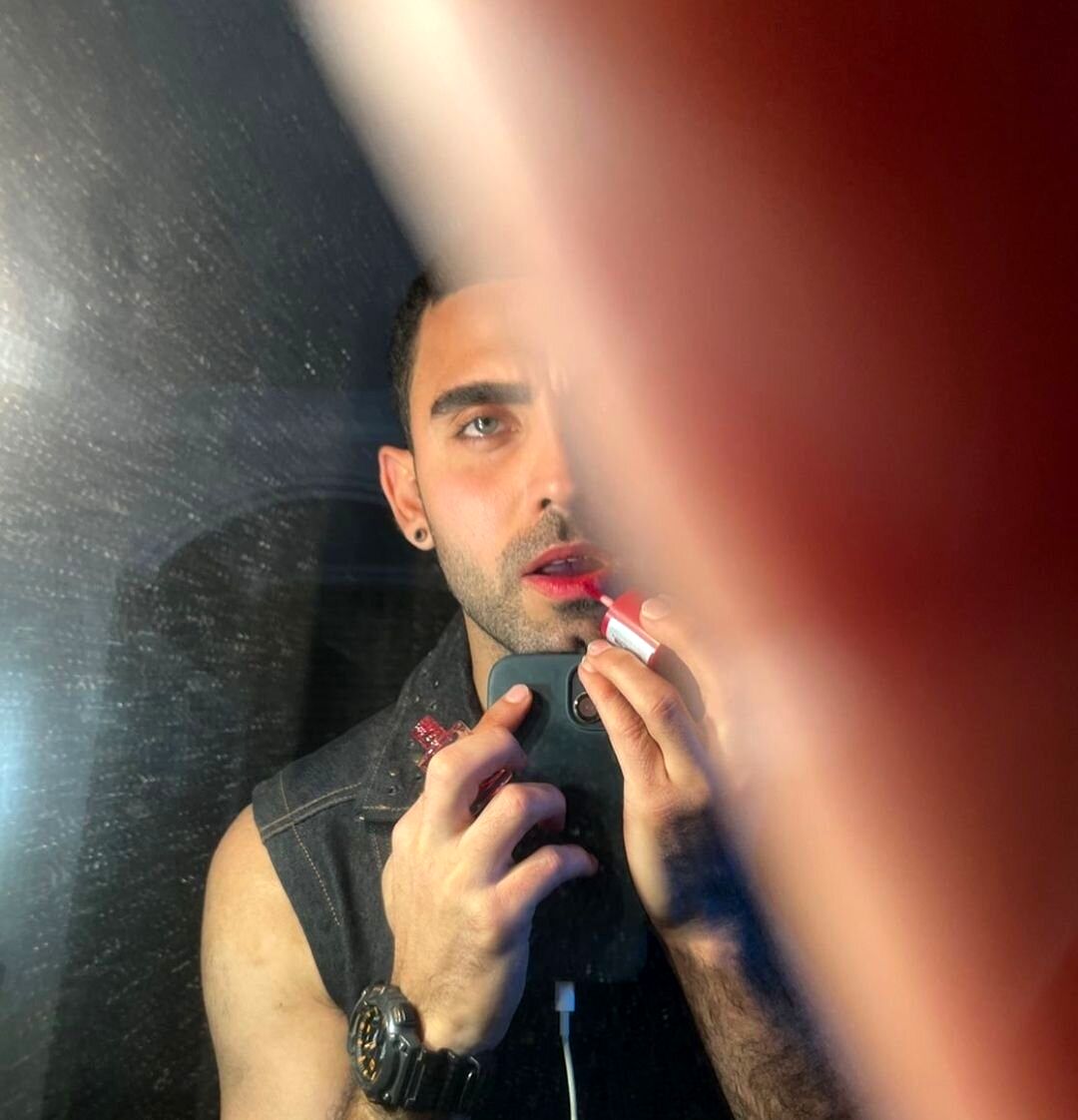 بازیگر جنجالی آزاد شد/ اظهارات عجیب محمد صادقی بعد از آزادی