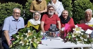 جشن تولد ۶۵ سالگی اکبر عبدی با حضور سینماگران/ عکس