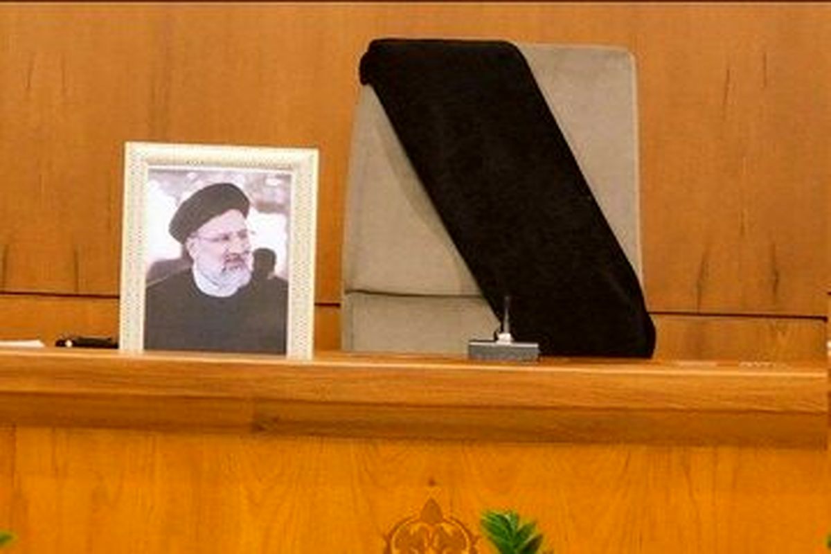 پیام تسلیت غم انگیز وزیر اقتصاد؛ گریه نمی‌دهد امان