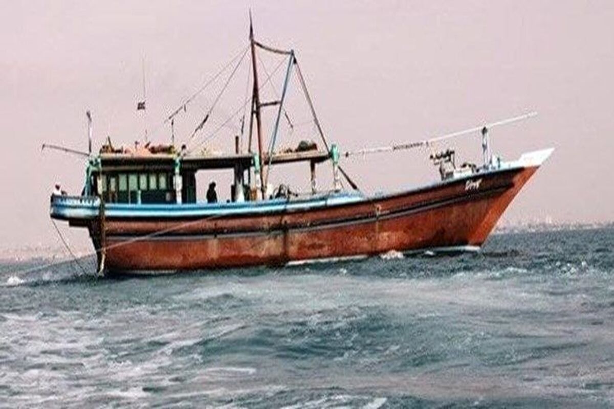 سه فروند شناور در خلیج فارس توقیف شدند
