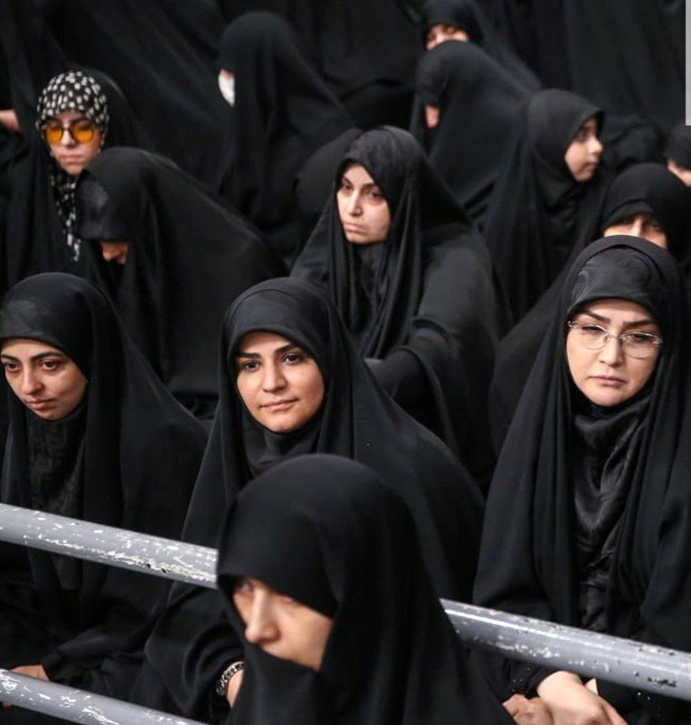  سحر امامی مجری تلویزیون با همسر و فرزندانش/ عکس