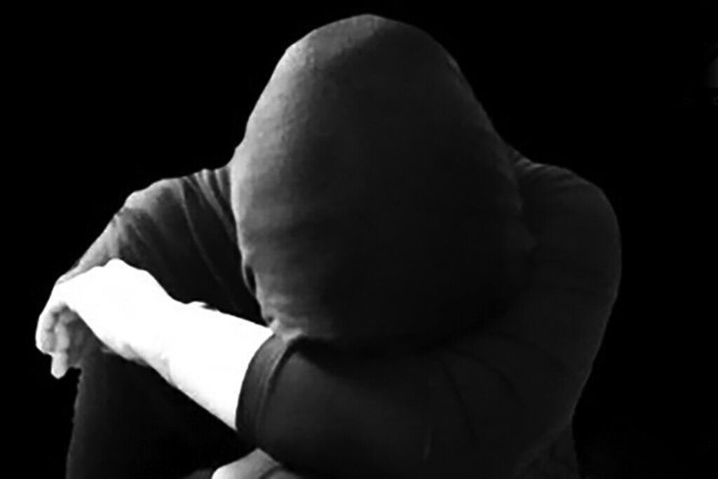 فرامرز از من درخواست رابطه شرم آور کرد/ من هم به دور از چشم شوهرم ...