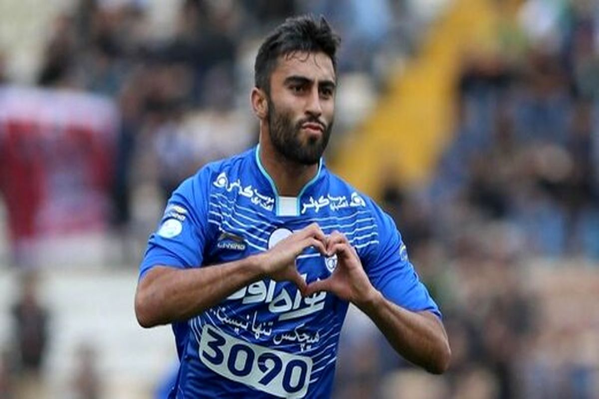 با مهاجم جدید استقلال آشنا شوید