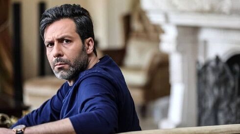 حمله وحشیانه به جان بازیگر مرد مشهور ایرانی در شب تولدش!/ عکس